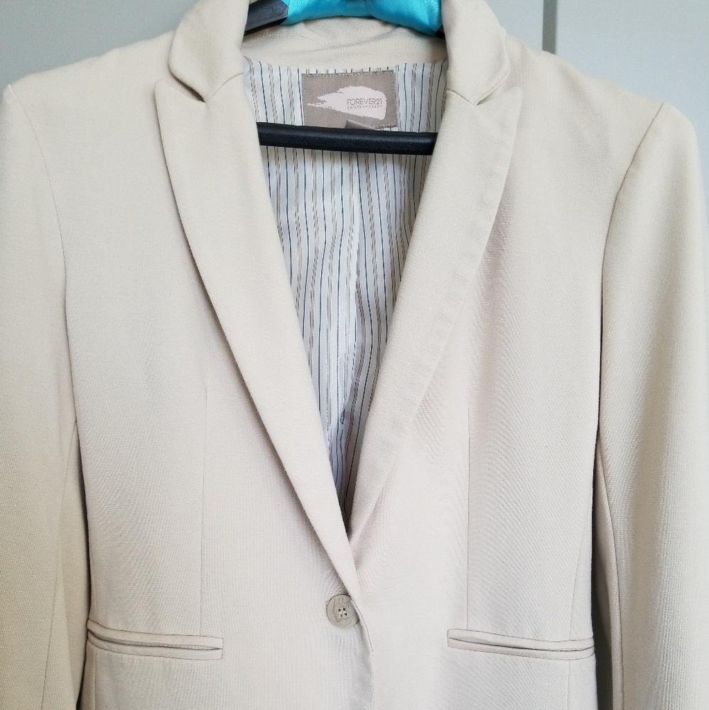 Forever 21 Cream blazer size S